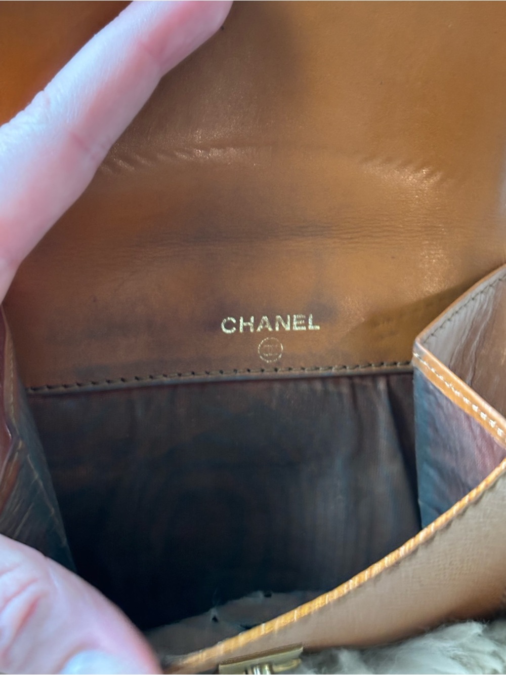 CHANEL Brown Caviar Leather Small Wallet with Gold CC Turnlock - Picture 4 of 5